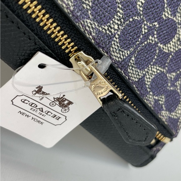 (new+tag) Coach signature monogram classic violet black soft wallet - Picture 9 of 15